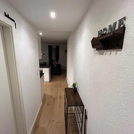 شقة Jasminkas Host 3 - Stadtwohnung Mit Kueche & Gratis Parkplatz *