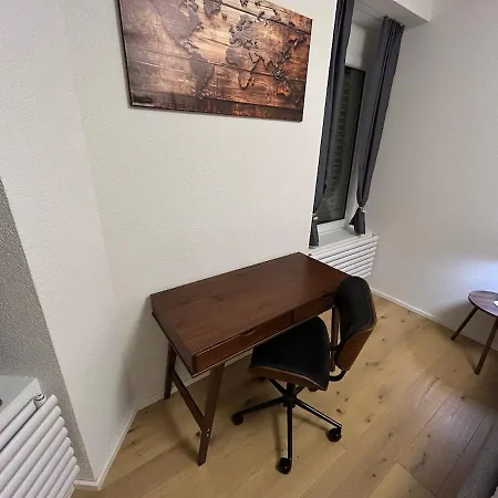 Jasminkas Host 3 - Stadtwohnung Mit Kueche & Gratis Parkplatz