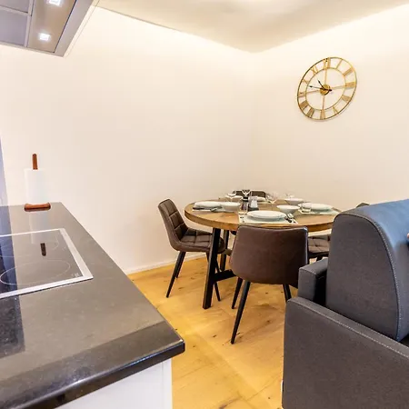 Jasminkas Host 3 - Stadtwohnung Mit Kueche & Gratis Parkplatz Apartamento St. Gallen